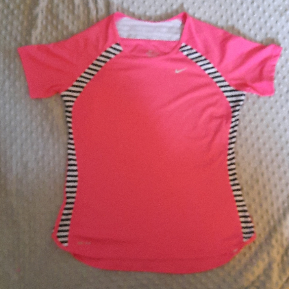 Nike Dri-Fit active tee. Woman's M